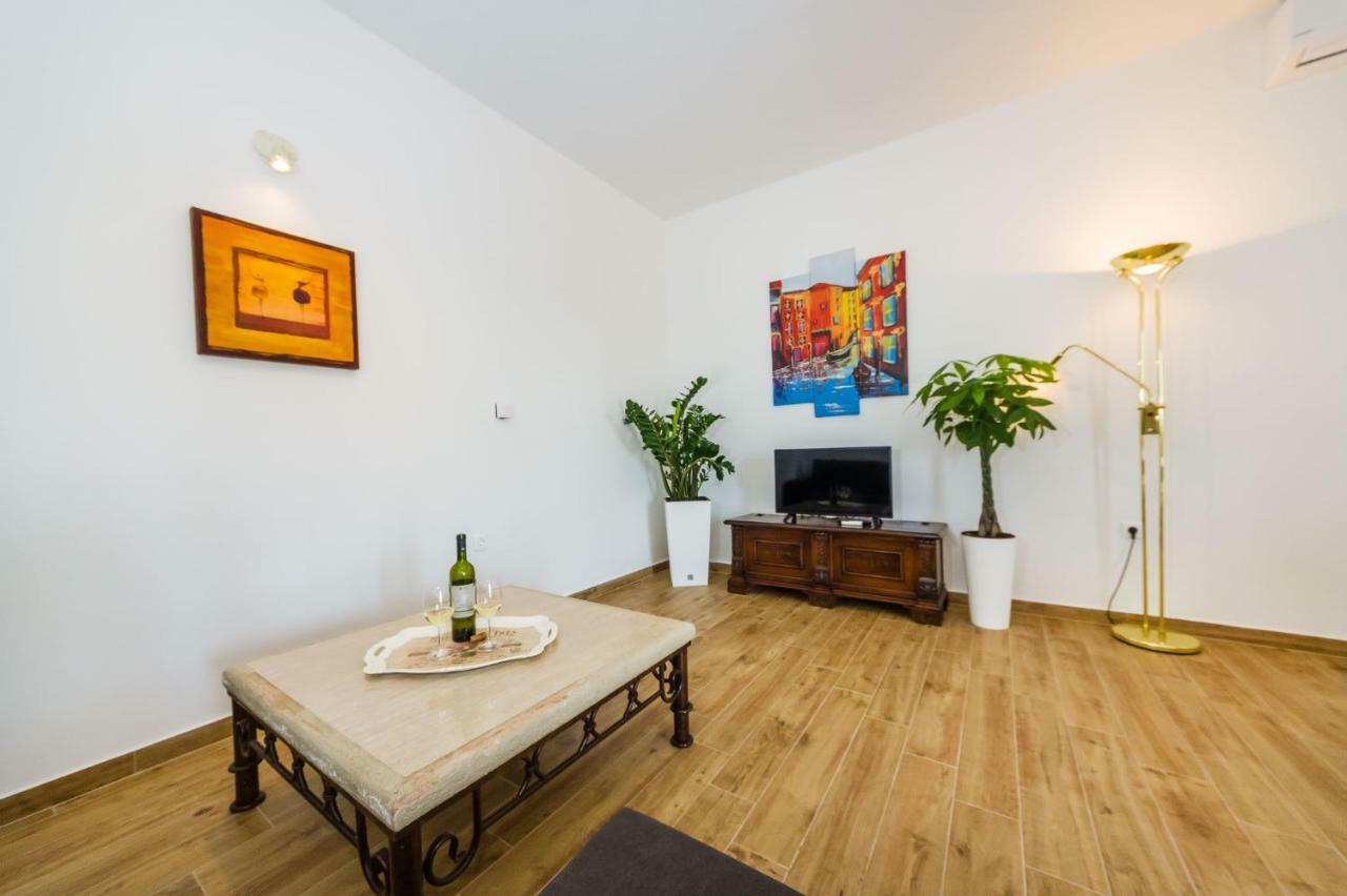 Apartment Alex ซาดาร์ ภายนอก รูปภาพ